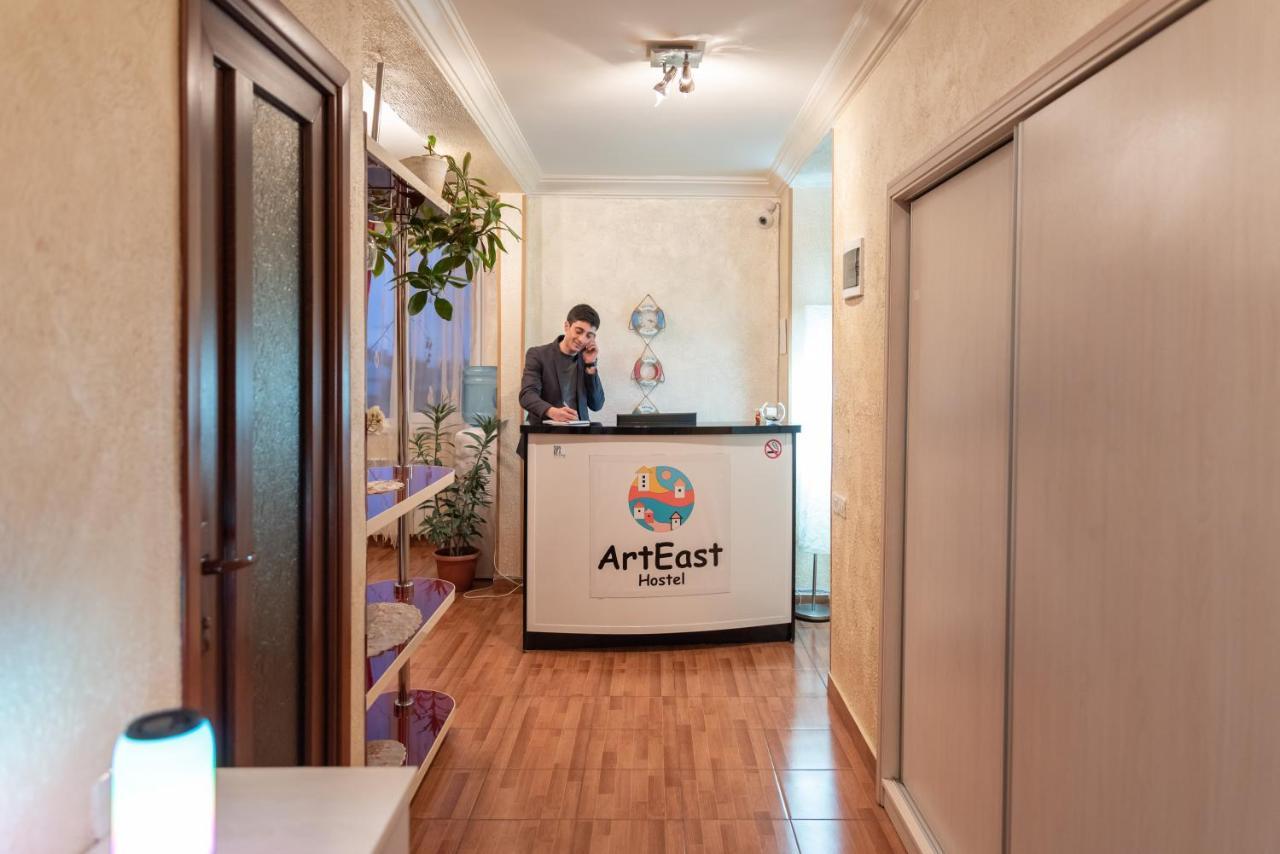 Arteast Hostel エレバン エクステリア 写真