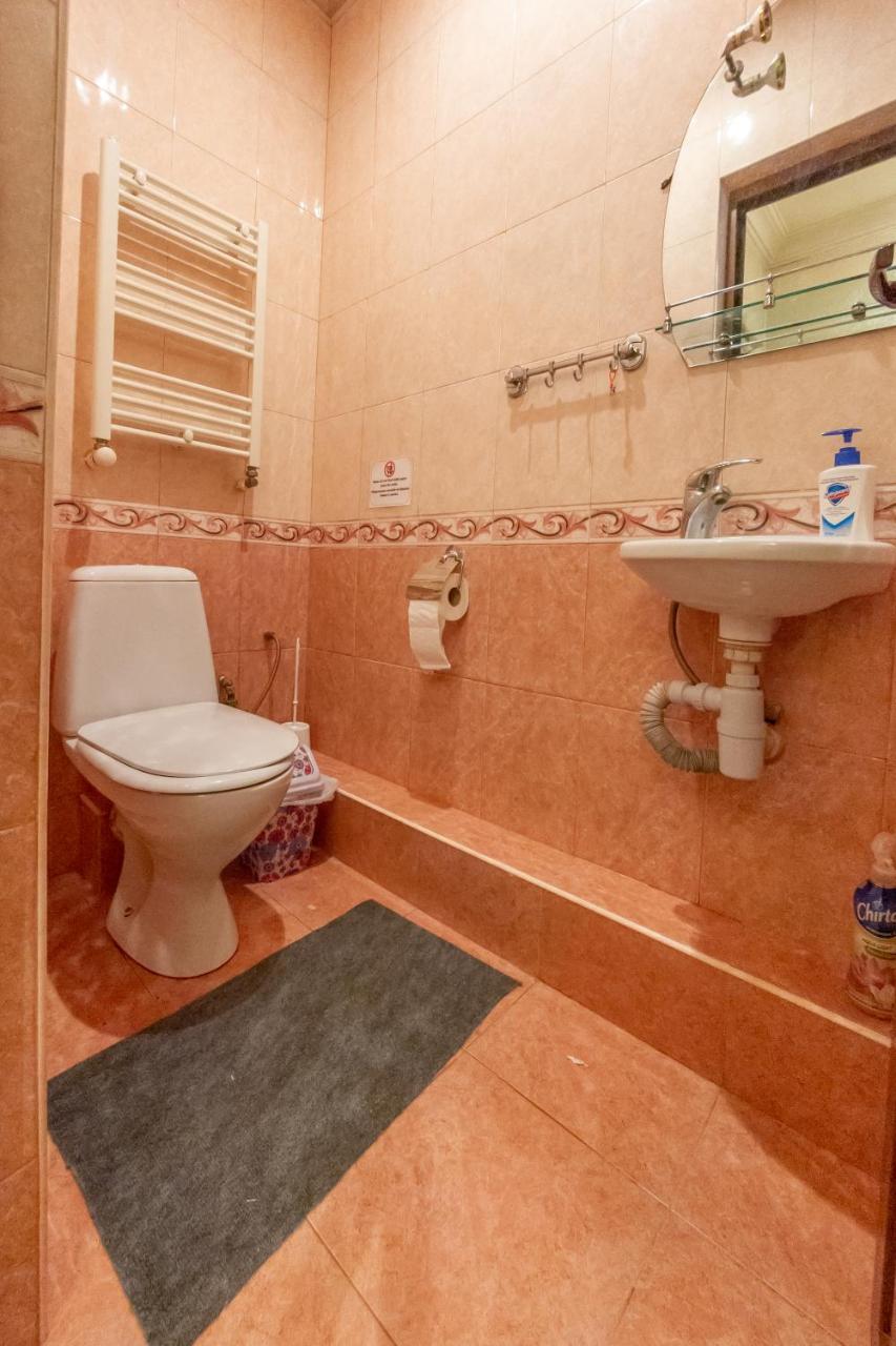 Arteast Hostel エレバン エクステリア 写真