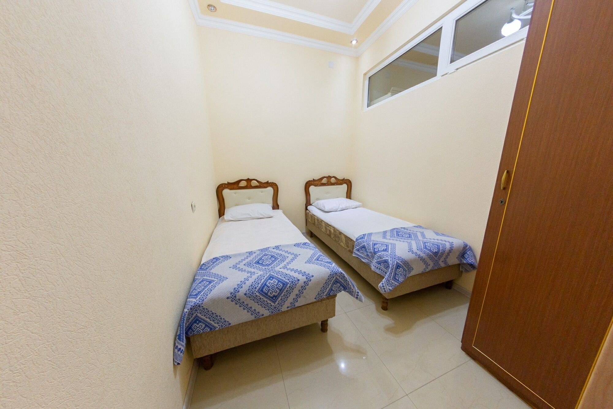 Arteast Hostel エレバン エクステリア 写真